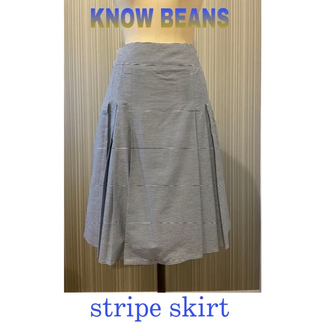 KNOW BEANS(ノービーンズ)のKNOW BEANS ストライプスカート レディースのスカート(ひざ丈スカート)の商品写真