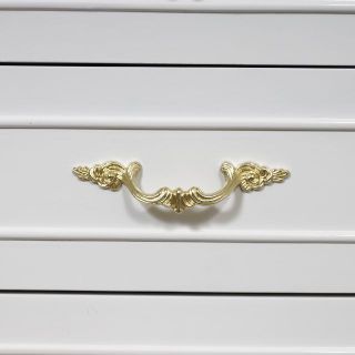 送料無料【新品】英国アンテーク風 チェスト ロココ調 家具の通販 by