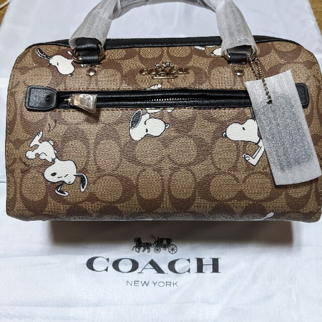 バッグCOACH ミニバッグ　シグネチャー　スヌーピー