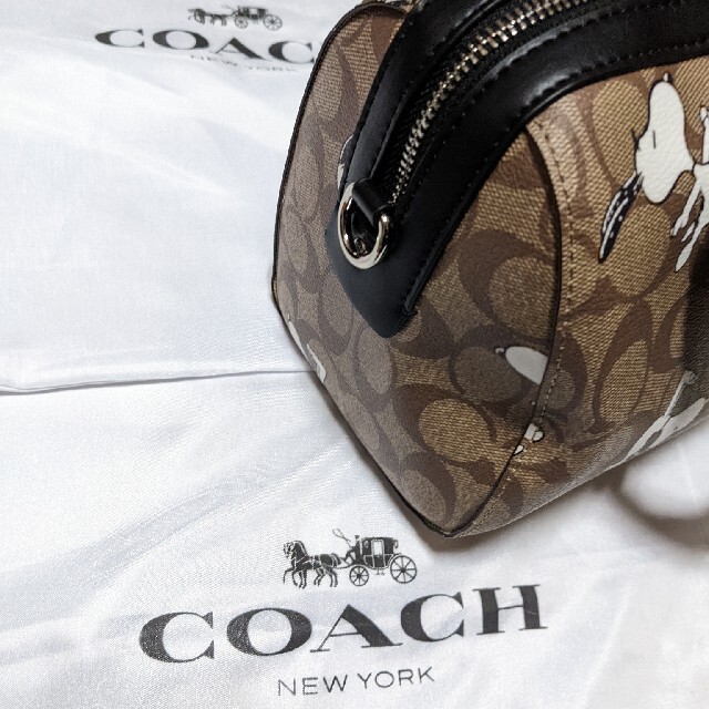 COACH ミニバッグ シグネチャー スヌーピー - ハンドバッグ