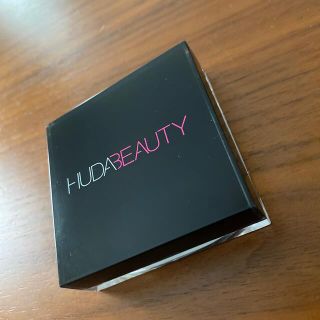 セフォラ(Sephora)のhuda beauty フダビューティー　ブロンザー　コントア　シェーディング　(フェイスカラー)