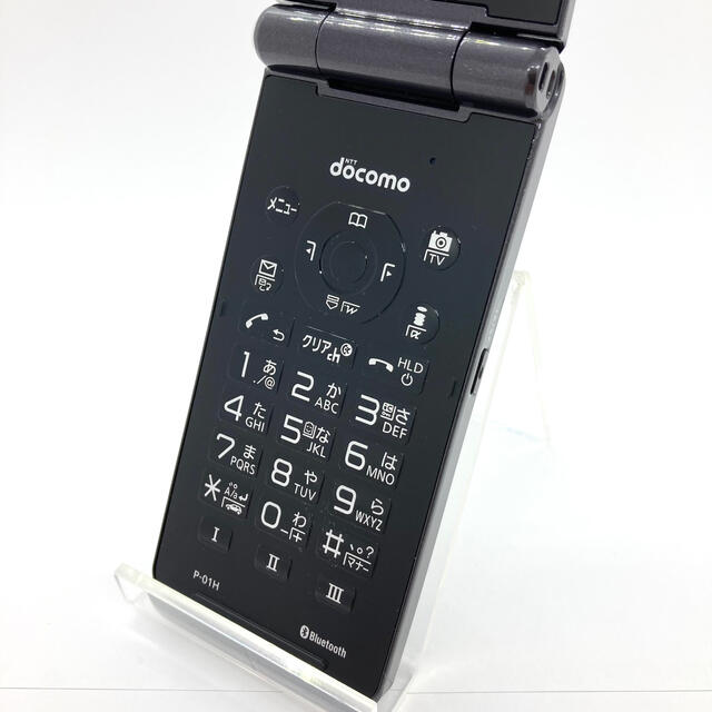 Panasonic(パナソニック)の液晶綺麗 docomo P-01H ダークメタル ドコモケータイ ブラック 3G スマホ/家電/カメラのスマートフォン/携帯電話(携帯電話本体)の商品写真