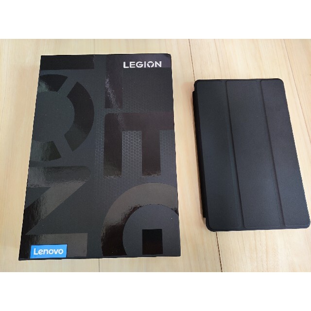 タブレットLegion Y700