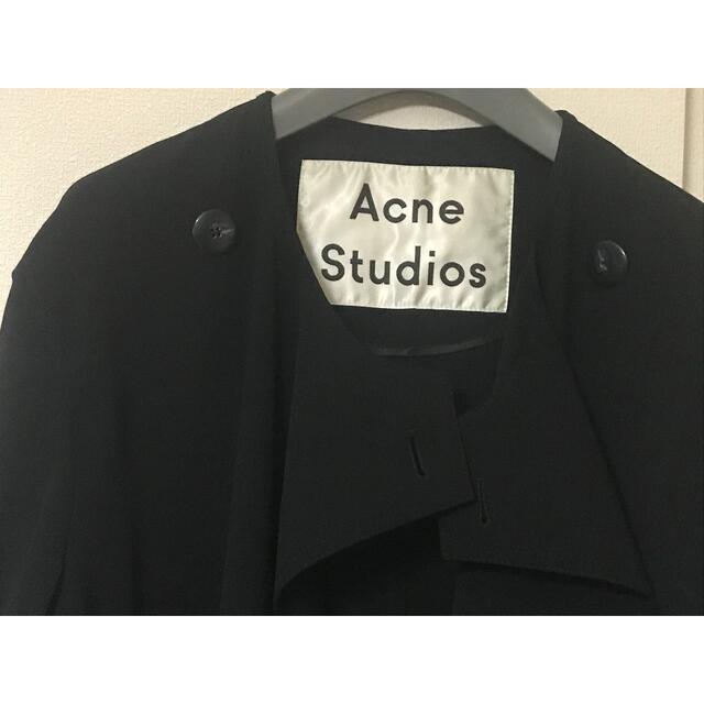 Acne Studios(アクネストゥディオズ)のAcne Studios☆トレンチコート ノーカラー ブラック レディースのジャケット/アウター(トレンチコート)の商品写真