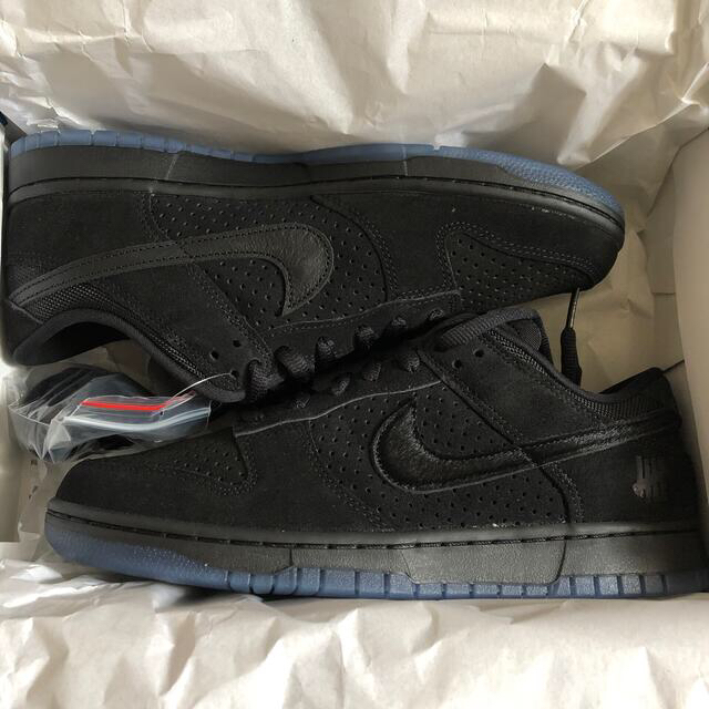 NIKE DUNK LOW SP UNDEFEATED