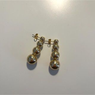 韓国　ゴールドピアス(ピアス)