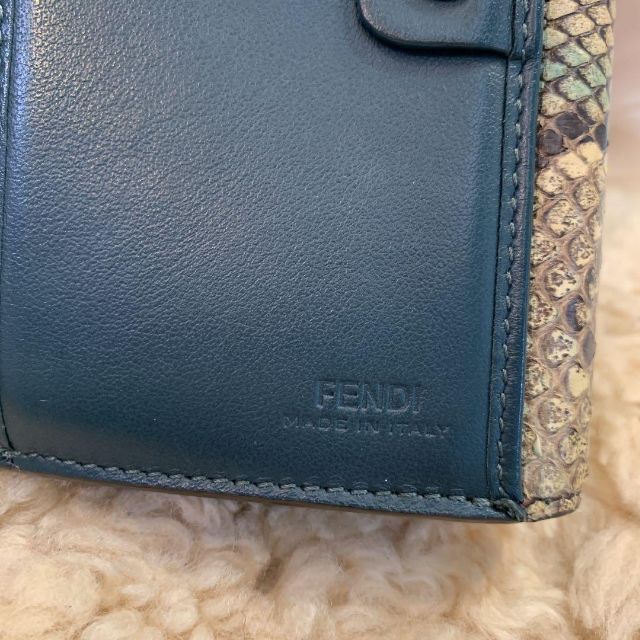 ☆美品☆FENDI フェンディ ピーカブーウォレット コンパクト財布