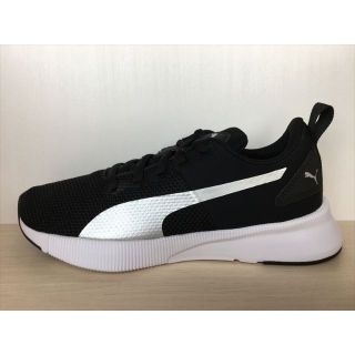 プーマ(PUMA)のプーマ フライヤーランナー スニーカー 靴 24,5cm 新品 (1103)(スニーカー)