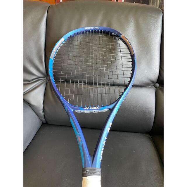 YONEX(ヨネックス)のヨネックス　EZONE98 グリップ2  スポーツ/アウトドアのテニス(ラケット)の商品写真