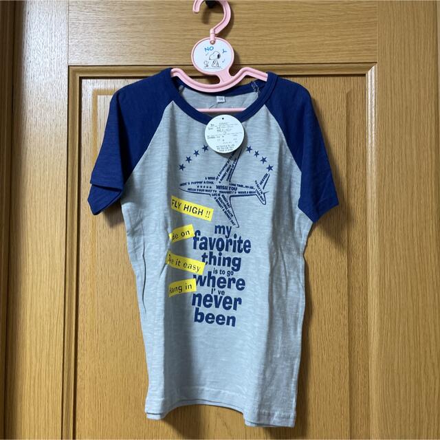 Tシャツ　飛行機柄　130 キッズ/ベビー/マタニティのキッズ服男の子用(90cm~)(Tシャツ/カットソー)の商品写真