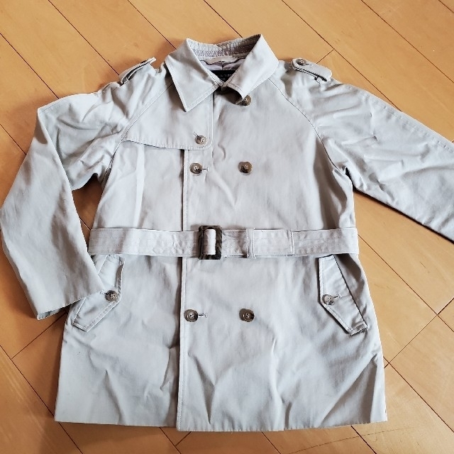 COMME CA DU MODE(コムサデモード)の【COMME CA DU MODE】 トレンチコート キッズ/ベビー/マタニティのキッズ服男の子用(90cm~)(コート)の商品写真