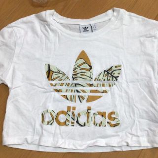 アディダス(adidas)のadidas クロップド　tシャツ　adidasオリジナルス(Tシャツ(半袖/袖なし))