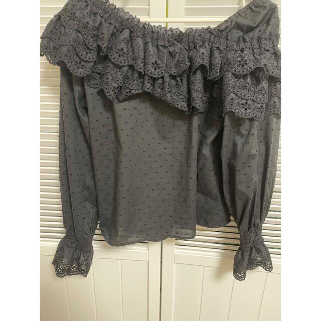 Verybrain(ベリーブレイン)のverybrain Sash Ruffle Blouse レディースのトップス(シャツ/ブラウス(長袖/七分))の商品写真