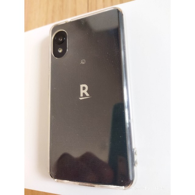 Rakuten(ラクテン)の【ぎょ様専用】RakutenMini ナイトブラック 箱・付属品・TPUケース付 スマホ/家電/カメラのスマートフォン/携帯電話(スマートフォン本体)の商品写真