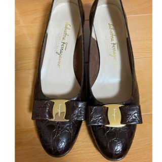 サルヴァトーレフェラガモ(Salvatore Ferragamo)のサルヴァトーレフェラガモ　パンプス　レディース(ハイヒール/パンプス)