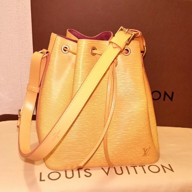 LOUIS VUITTON - ほぼ未使用 綺麗、トートバッグの通販 by 麗美