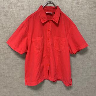 90s アメリカ古着　赤シャツ　ビンテージ　used アメリカ輸入　古着(シャツ/ブラウス(半袖/袖なし))
