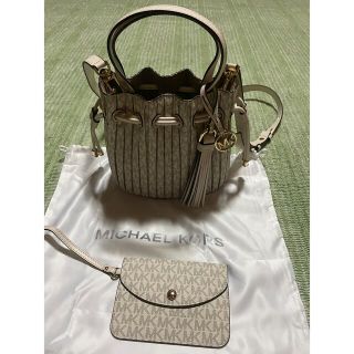 マイケルコース(Michael Kors)のマイケルコースショルダーバッグ(ショルダーバッグ)