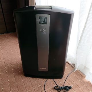 ダイキン(DAIKIN)のダイキン うるおい光クリエール 加湿空気清浄機 ～31畳 ACK70N-T(空気清浄器)