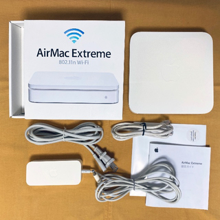 アップル(Apple)の[美品綺麗WiFi機器]Apple純正 AirMacExtreme802.11n(PC周辺機器)