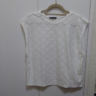 ザラ(ZARA)のトップス　ZARA(カットソー(半袖/袖なし))