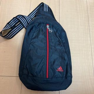 アディダス(adidas)の未使用　adidas  アディダス ショルダーバッグ(ボディーバッグ)