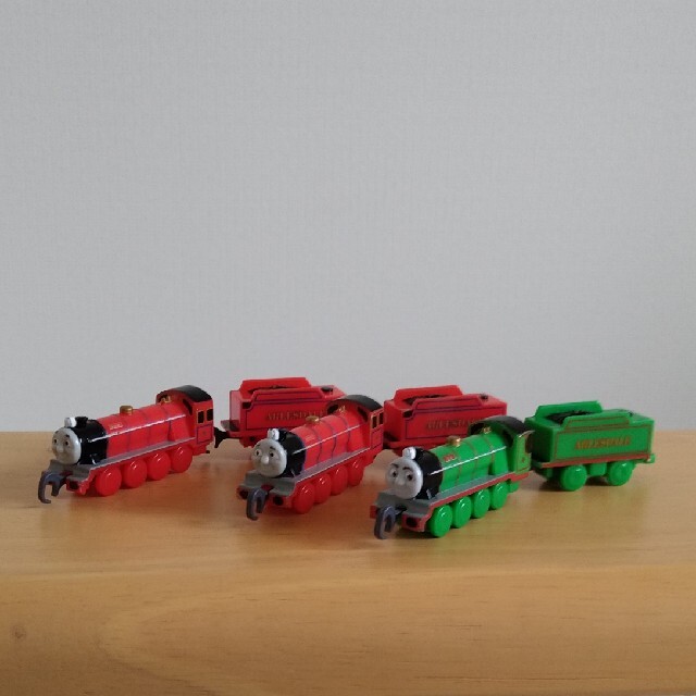 カプセルプラレール　ちっちゃな機関車　レックス　マイク キッズ/ベビー/マタニティのおもちゃ(電車のおもちゃ/車)の商品写真