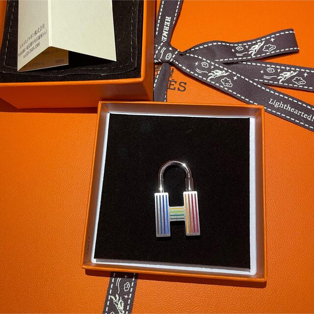HERMES 新作カデナ 定価以下キーホルダー チャーム 新品未使用