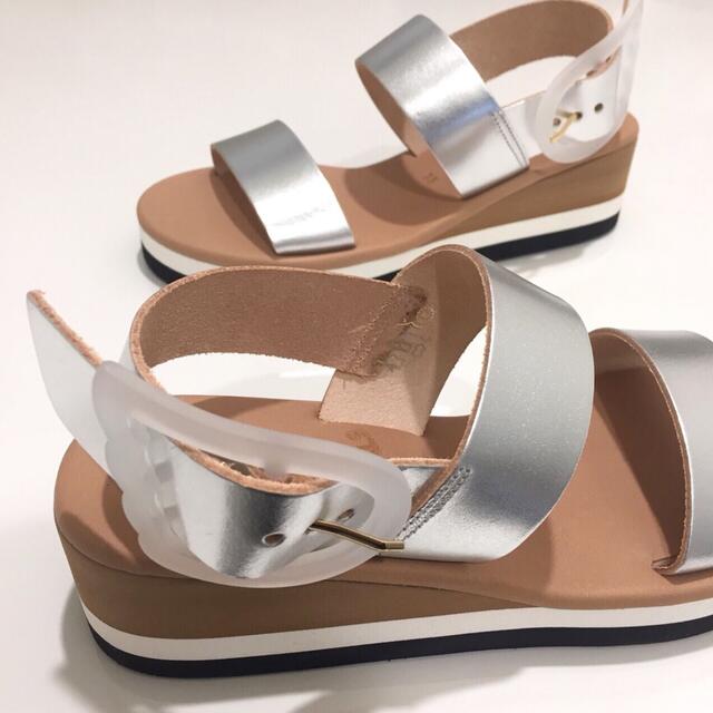 UNITED ARROWS(ユナイテッドアローズ)の【ANCIENT GREEK SANDALS】シルバーサンダル レディースの靴/シューズ(サンダル)の商品写真