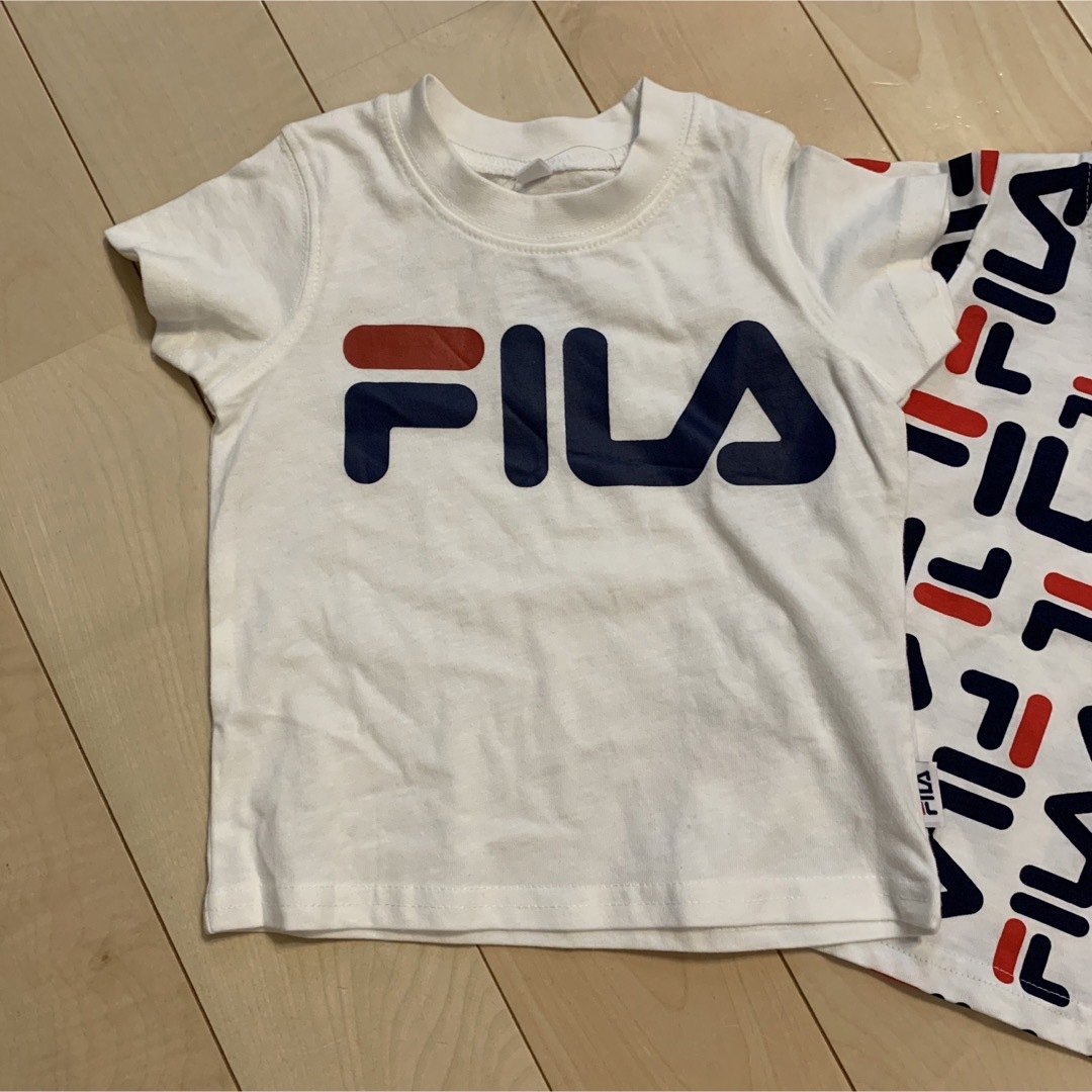 FILA(フィラ)の⭐︎新品　フィラ　FILA Tシャツ　半袖　ホワイト　ロゴ　80 キッズ/ベビー/マタニティのベビー服(~85cm)(Ｔシャツ)の商品写真