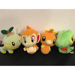 ポケモン(ポケモン)のポケモンミニぬいぐるみ4つセット ナエトル・ヒコザル・アチャモ・キモリ(ぬいぐるみ)