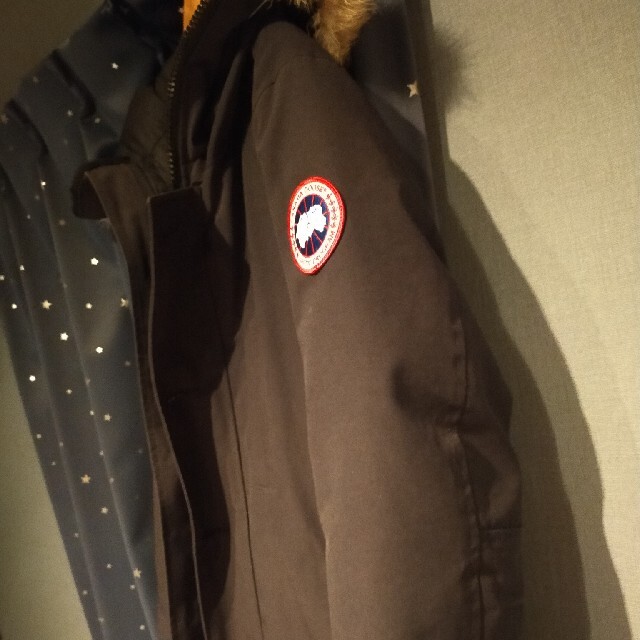 CANADA GOOSE(カナダグース)のカナダグース ダウンジャケット メンズのジャケット/アウター(ダウンジャケット)の商品写真