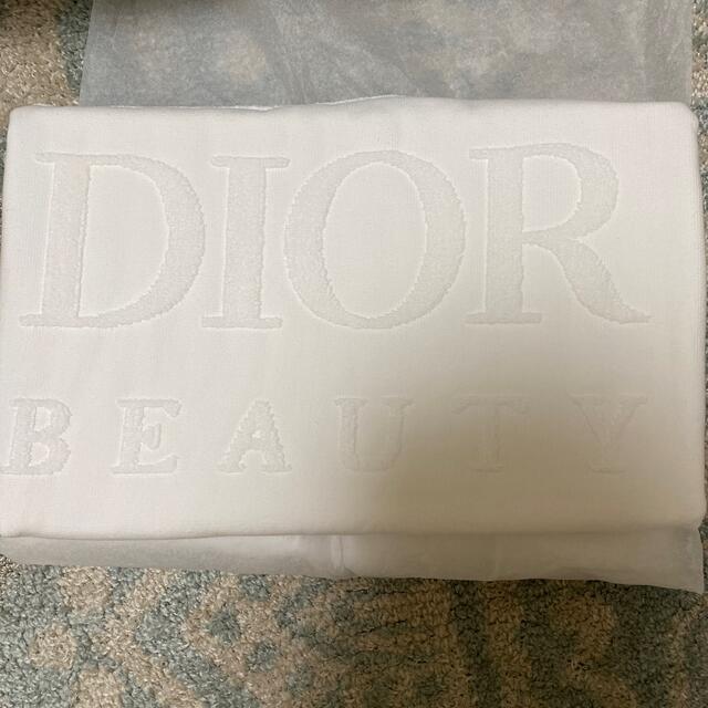 Dior(ディオール)のdior タオル インテリア/住まい/日用品の日用品/生活雑貨/旅行(タオル/バス用品)の商品写真