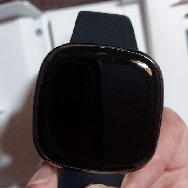 人気提案 FITBIT [6日間以上のバッテリーライフ/Alexa搭載/GPS搭載