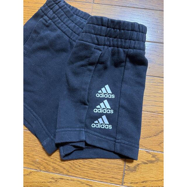 adidas(アディダス)のadidasスエットショーパン キッズ/ベビー/マタニティのキッズ服女の子用(90cm~)(パンツ/スパッツ)の商品写真