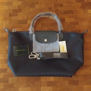 ロンシャン(LONGCHAMP)の【新品】LONGCHAMP プリアージュ M ストラップ付き「ダークグレー」(トートバッグ)