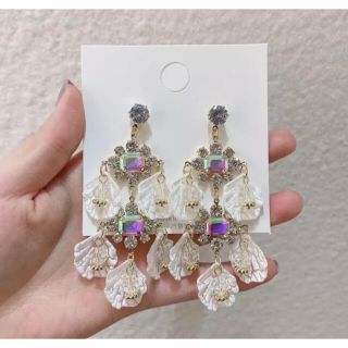 リルリリー(lilLilly)のaurora petal  earring(ピアス)