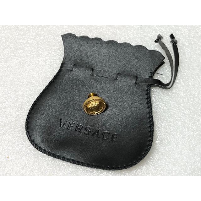 新品未使用　VERSACE　ヴェルサーチ メデューサ ゴールド　ピンバッジ 7