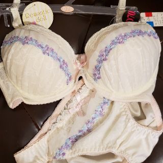 ブラ&ショーツセット💗D70 Mサイズ(ブラ&ショーツセット)