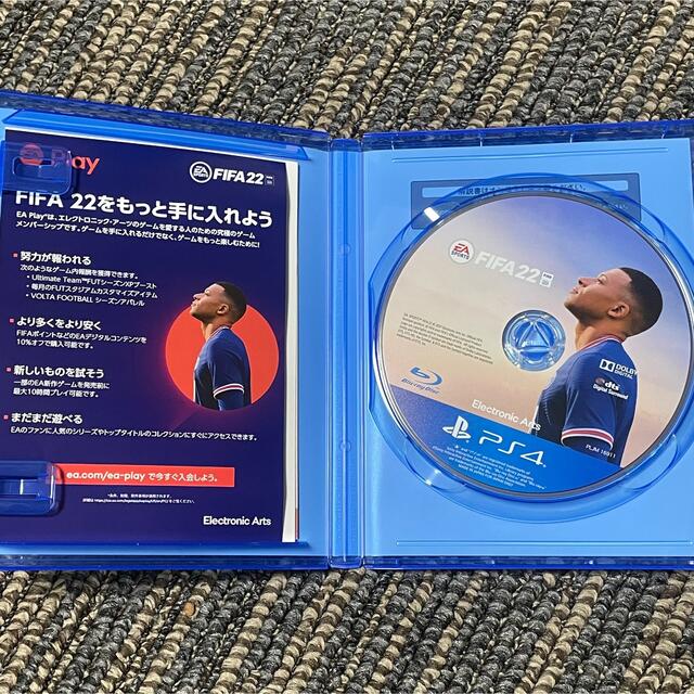 PlayStation4(プレイステーション4)のFIFA 22 PS4 エンタメ/ホビーのゲームソフト/ゲーム機本体(家庭用ゲームソフト)の商品写真