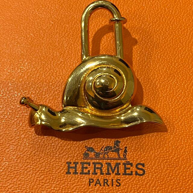 HERMES 1995年　道　限定　かたつむり　カデナ　シルバー　エルメス