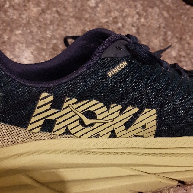 HOKA 28