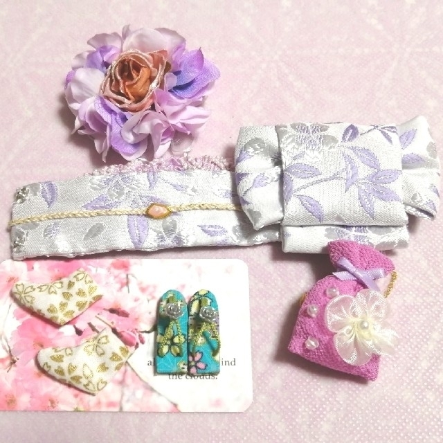 ハンドメイド【夢人屋呉服店】ブライス　着物　振袖　花びらバレッタのお着物セット　足袋&草履付