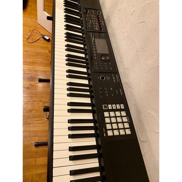 Roland(ローランド)のRoland FA-08 フットペダル・スタンド付き 楽器の鍵盤楽器(キーボード/シンセサイザー)の商品写真