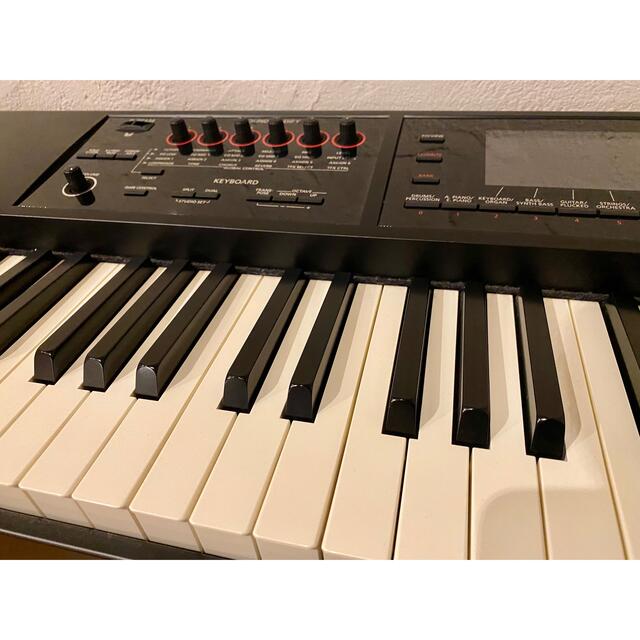 Roland(ローランド)のRoland FA-08 フットペダル・スタンド付き 楽器の鍵盤楽器(キーボード/シンセサイザー)の商品写真