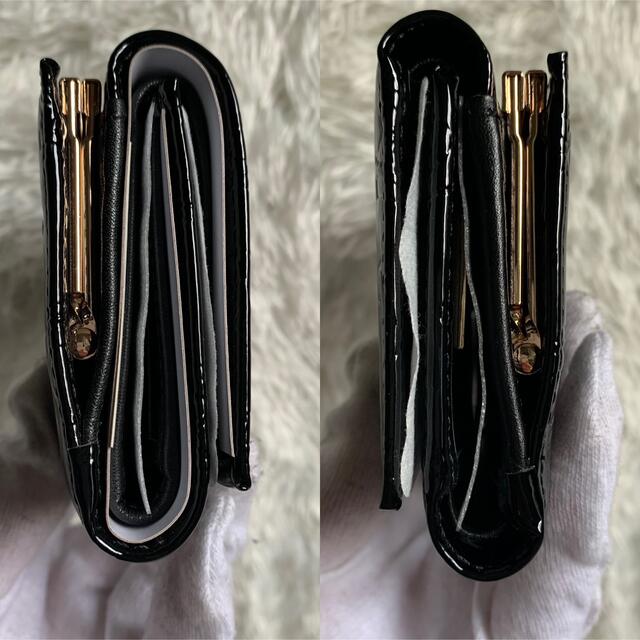新品】ヴィヴィアンウエストウッド がま口 三つ折り財布 新品】ヴィヴィアンウエストウッド がま口 三つ折り財布