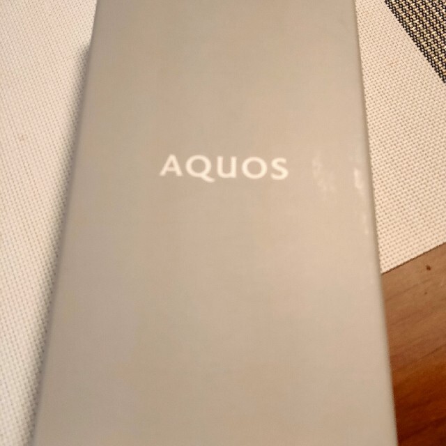 SHARP AQUOS Sense6  64GB シルバー