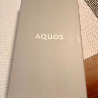 アクオス(AQUOS)のSHARP AQUOS Sense6  64GB シルバー(スマートフォン本体)