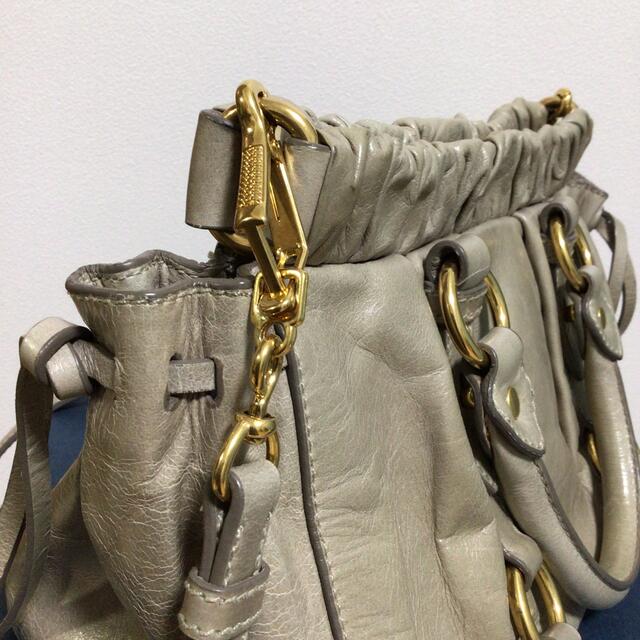 miumiu(ミュウミュウ)のほぼ未使用美品🍀miu miu ミュウミュウ 2wayバッグ ギャザー🍀 レディースのバッグ(ショルダーバッグ)の商品写真