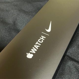 アップルウォッチ(Apple Watch)のApple Watch SE NIKE 40mm ブラック(腕時計(デジタル))